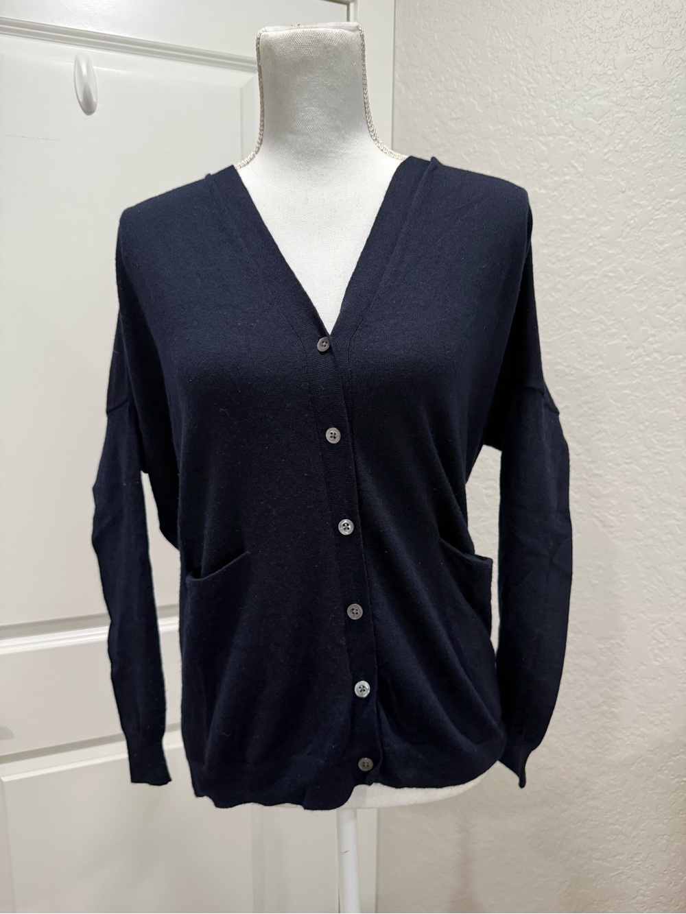 J.Crew 100% Merino Wool Fine-Knit Crewneck Cardigan Sweater Navy Blue Size XS